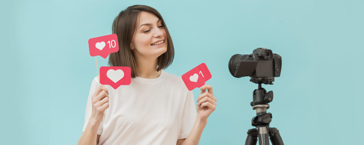 Become a Social Media Influencer